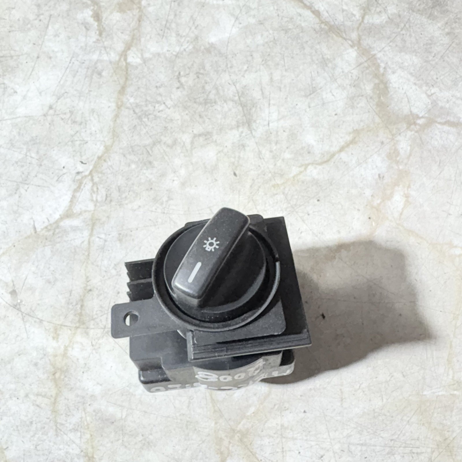 2008 MERCEDES A150 HEADLIGHT CONTROL SWITCH 1695453004