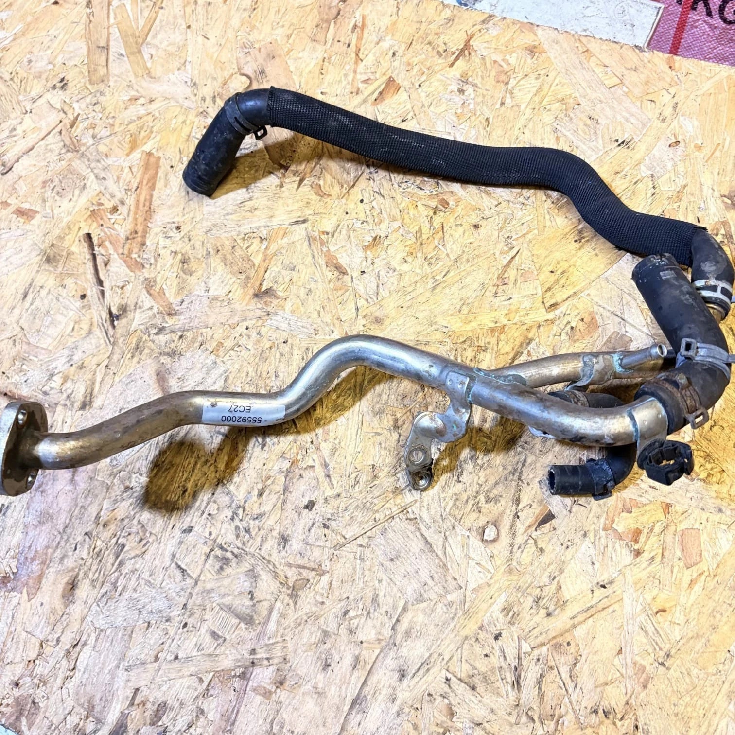 Ford Fiesta Mk7 2008-2017 Engine Water Coolant Pipe Hose 55592000 JUT221560