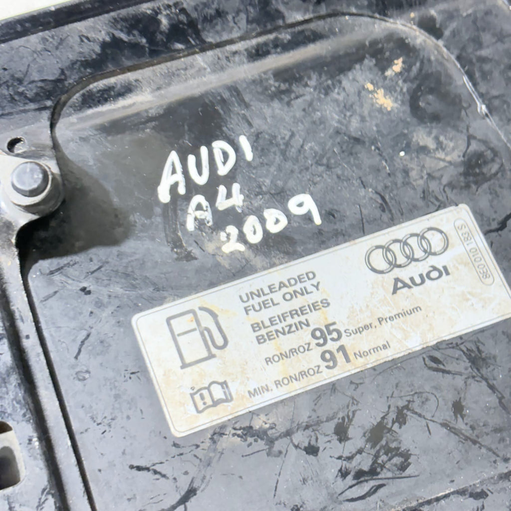 Audi A4 B6 B7 2000-2008 Petrol Fuel Flap Cover 8E0010183S