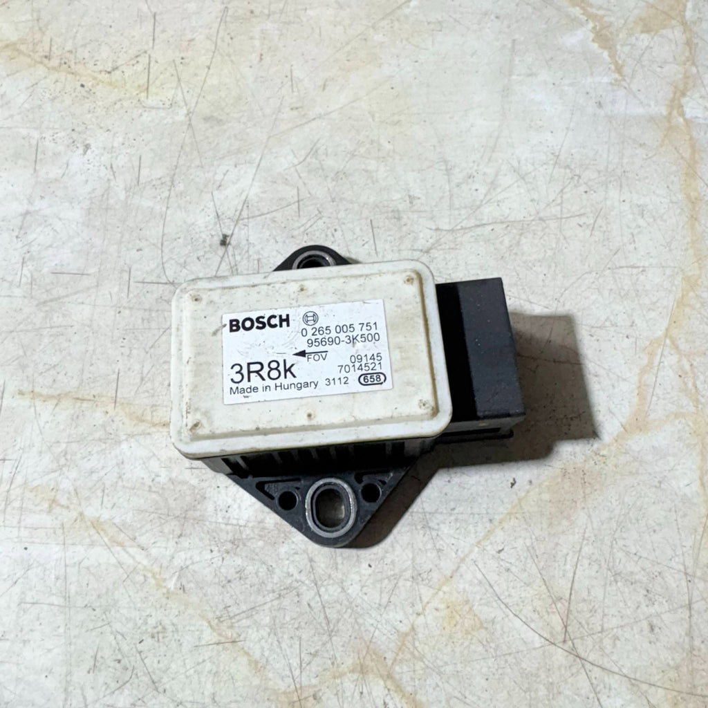 HYUNDAI I20 2008-2014 Mk1 YAW RATE SENSOR 95690-3K500