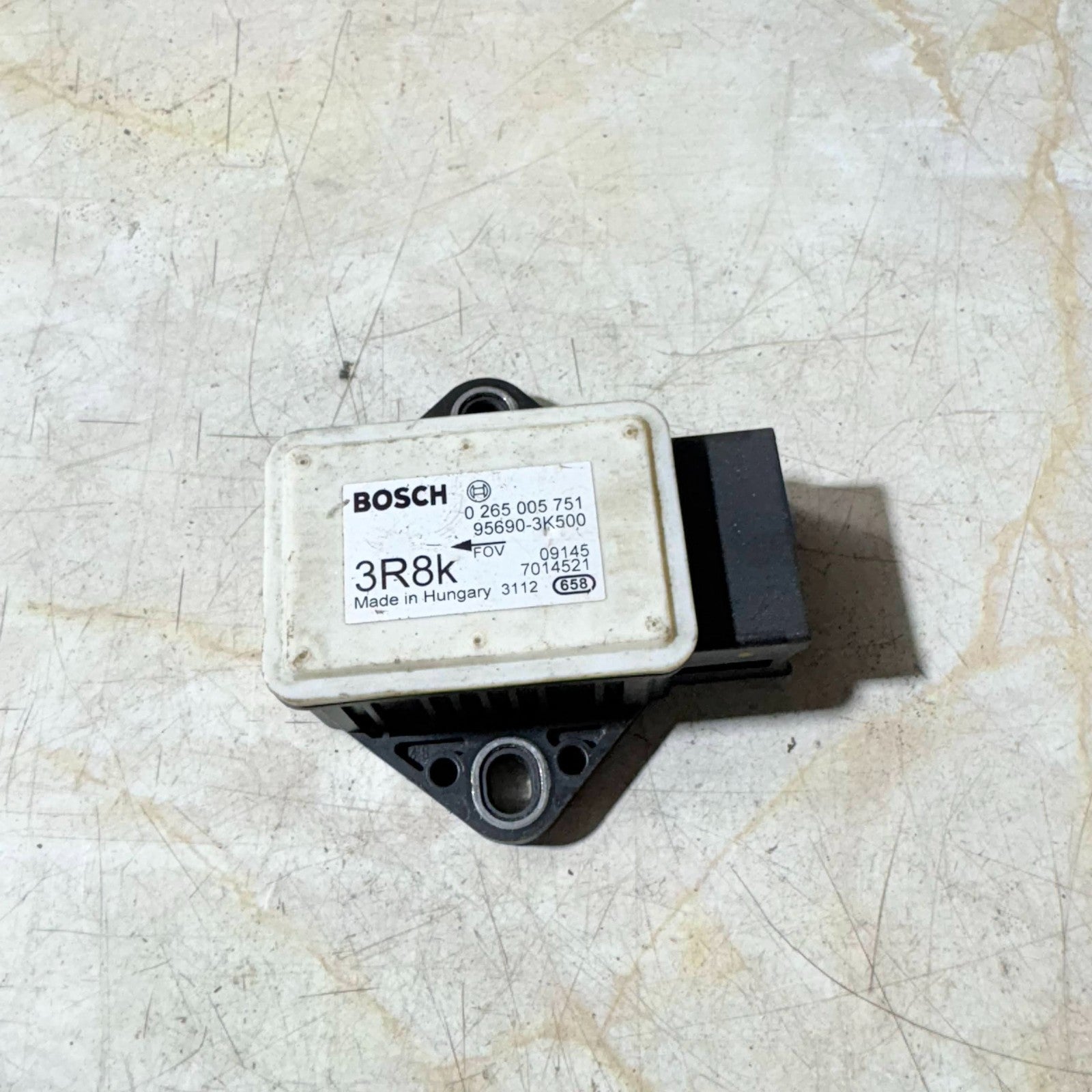 HYUNDAI I20 2008-2014 Mk1 YAW RATE SENSOR 95690-3K500