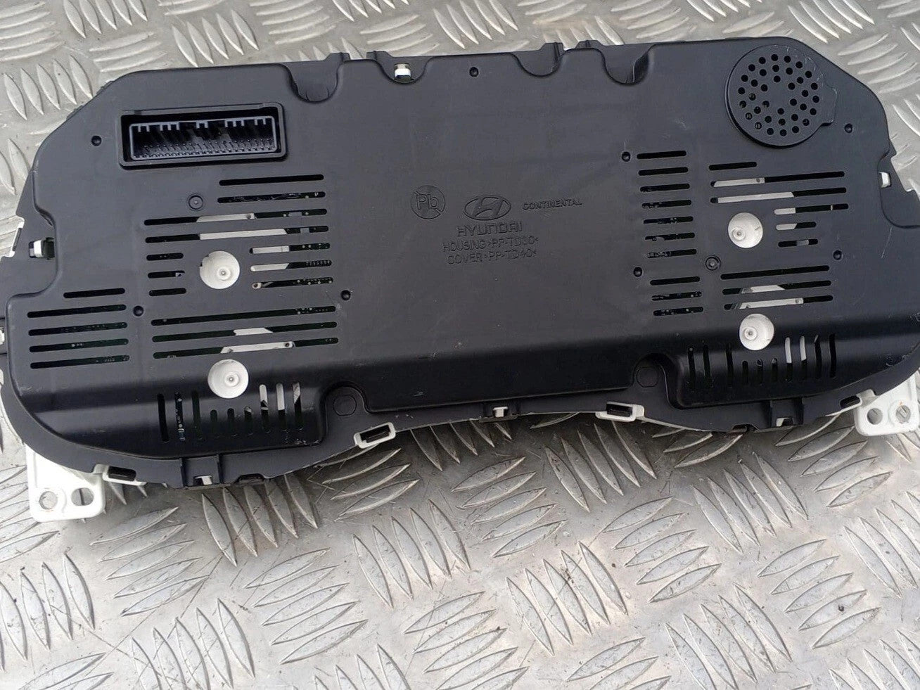 HYUNDAI TUCSON MK3 1.6 DIESEL SPEEDOMETER INSTRUMENT CLUSTER 2020 94031-D7FB0