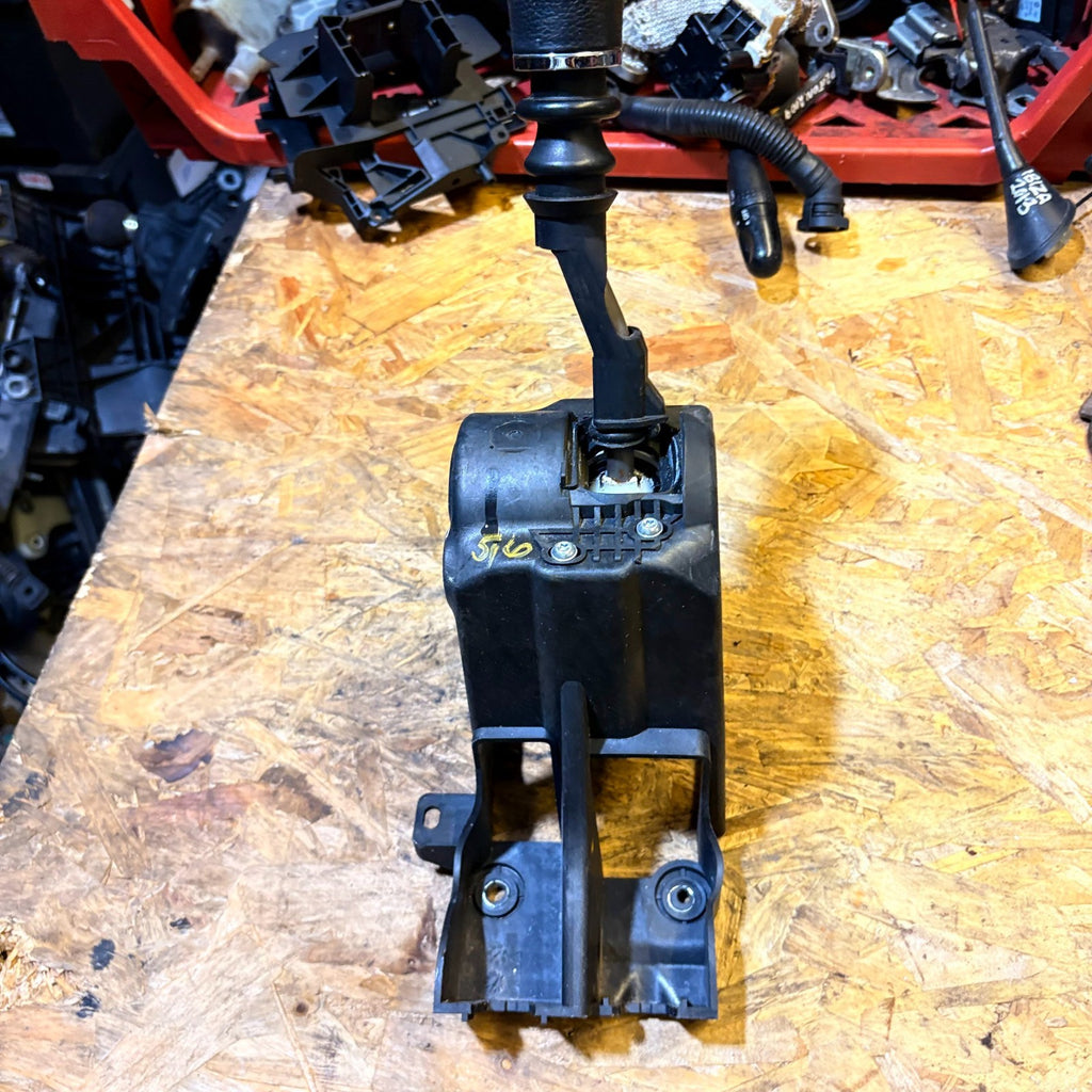 Nissan Pulsar C13 2014-2018 6 Speed Manual Gear Shifter Selector 34101-3ZV0A