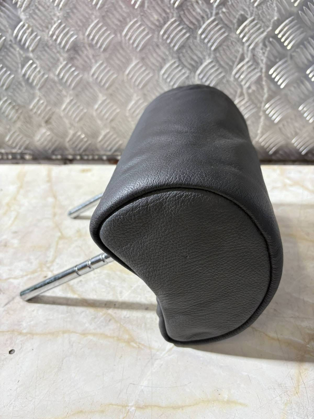 Rear Center Headrest Artificial Leather Black BMW X5 E53 1999-2006