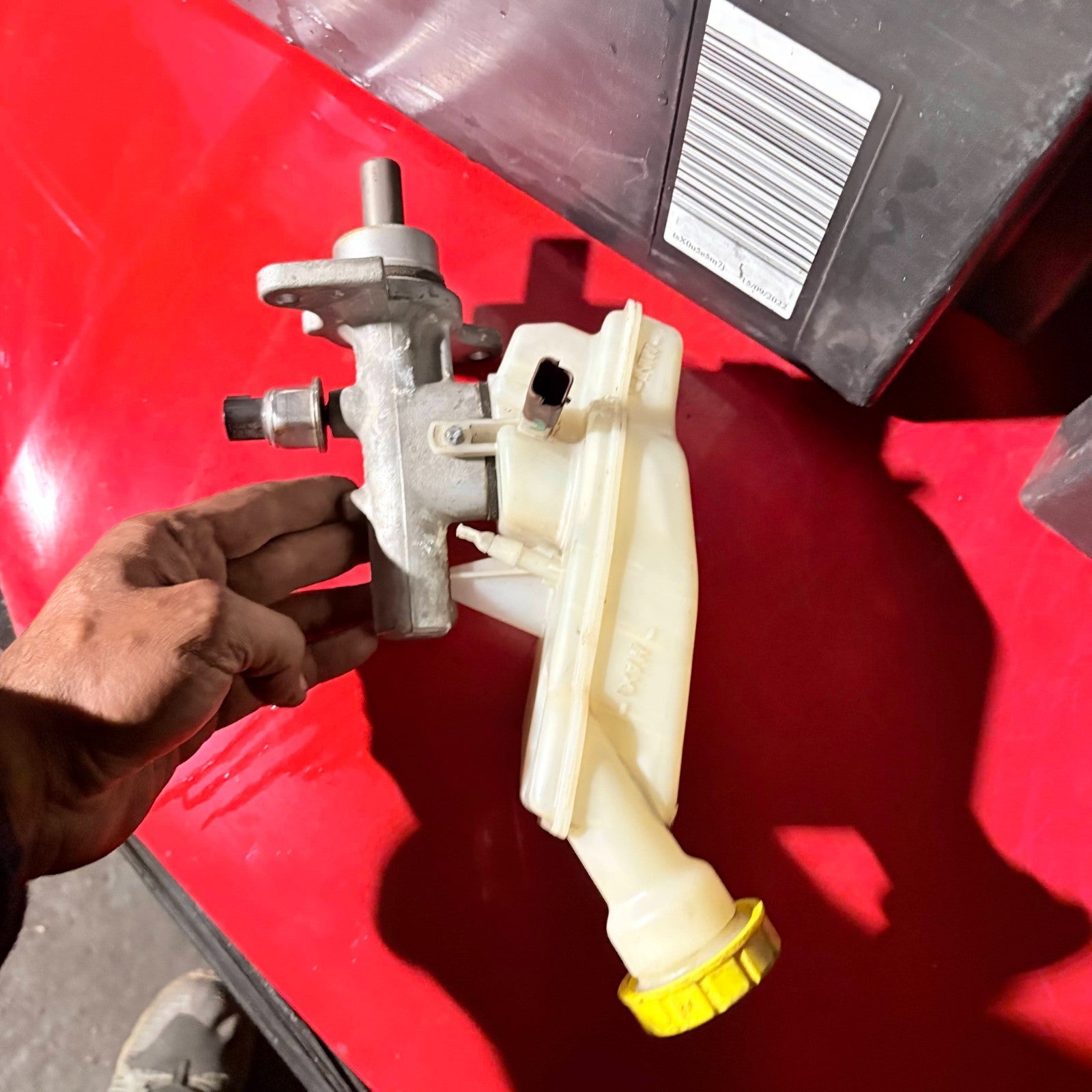 PEUGEOT 1007 BRAKE MASTER CYLINDER 32067093