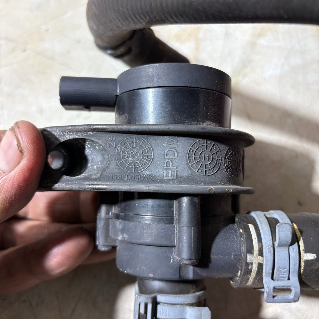 2014 AUDI A1 ENGINE SECONDARY WATER PUMP 309500190