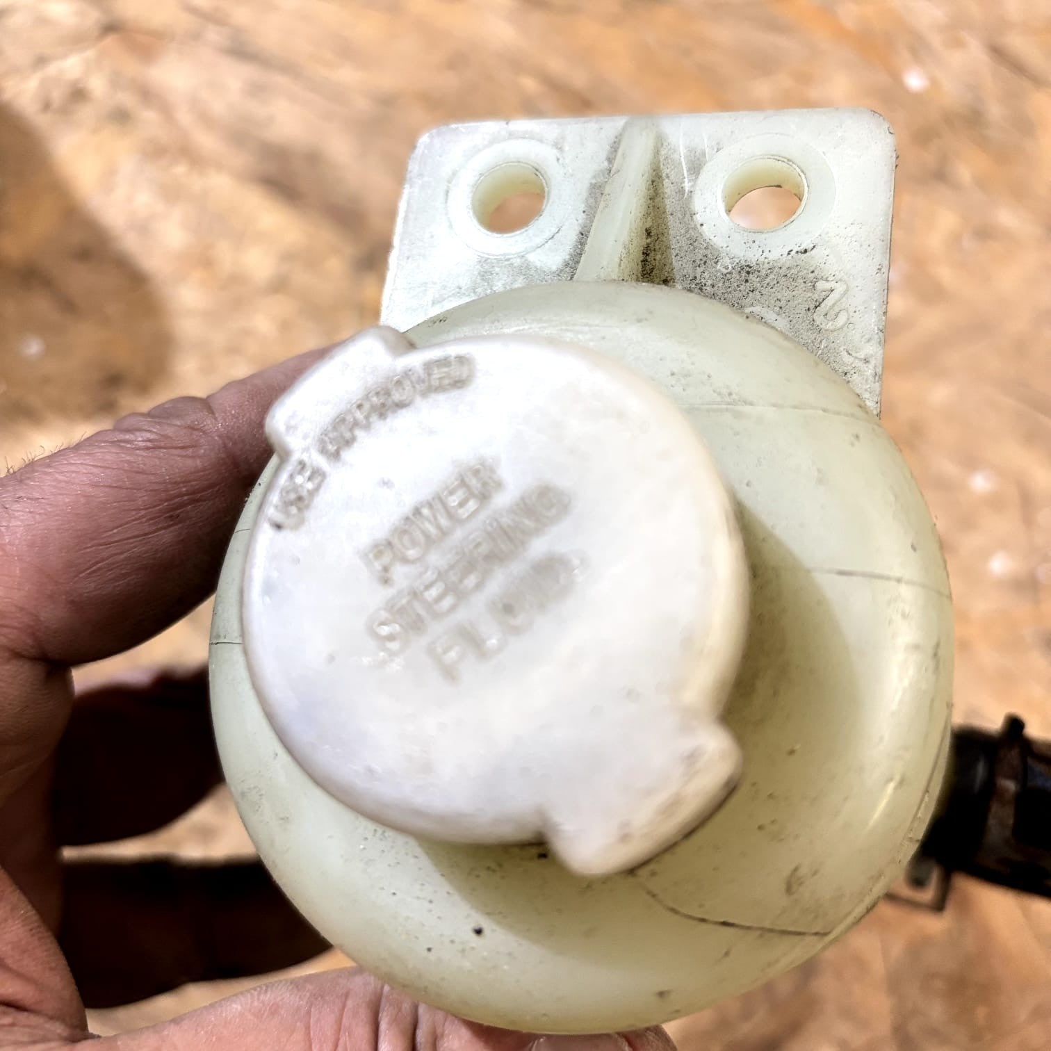 Mitsubishi Outlander Power Steering Fluid Tank 2.0 Di-D 2009-15