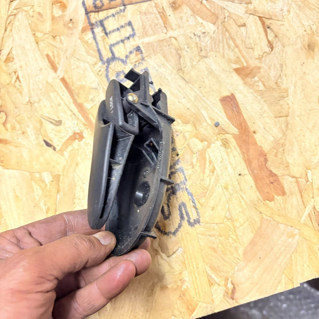 FORD FOCUS OSF DRIVER FRONT RIGHT SIDE INTERNAL DOOR HANDLE