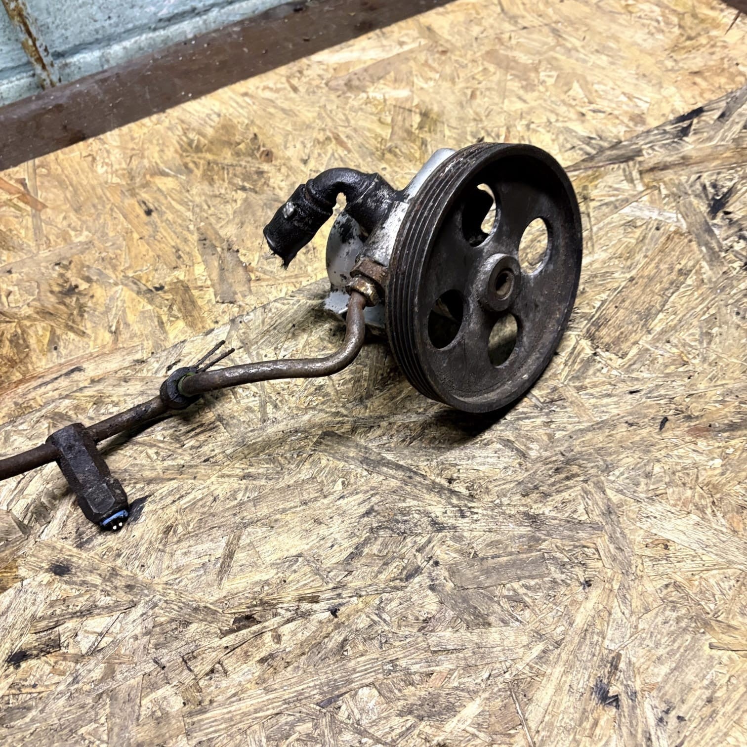 Citroen Xsara Peugeot 306 1.4 KFX TU3JP Power Steering Pump 26049438 9634070580