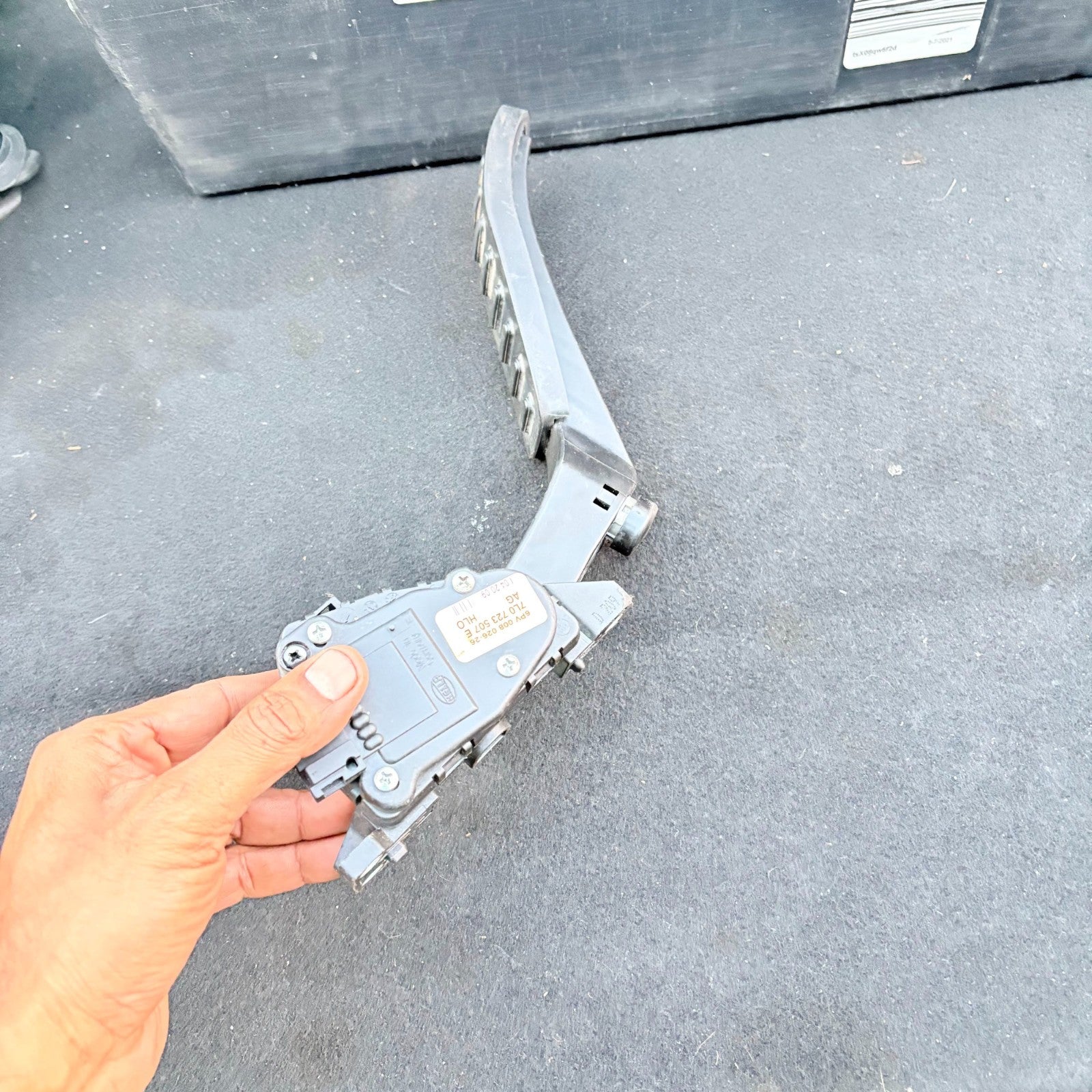 Porsche Cayenne Pedal Accelerator Throttle 7L0 723 507 E 2008