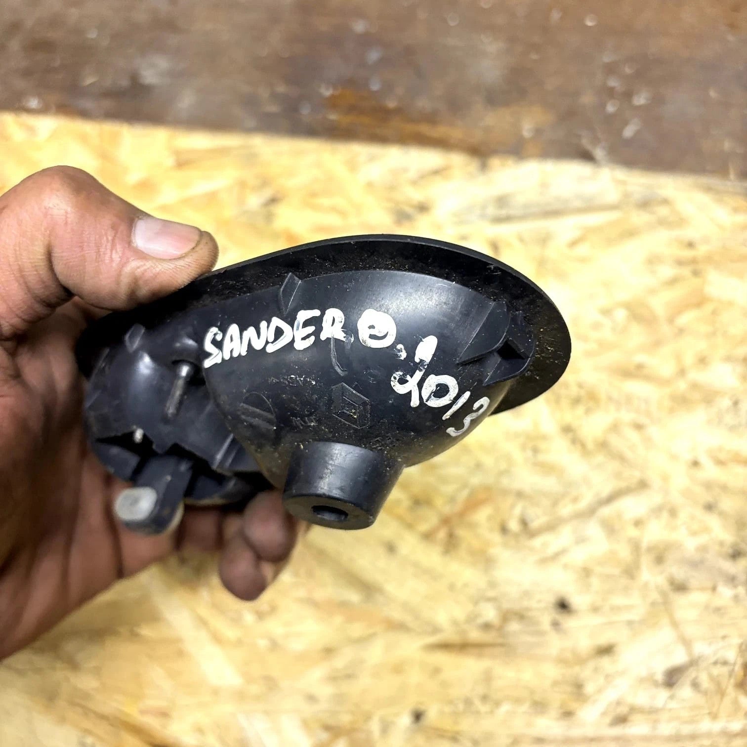 Dacia Sandero/Stepway Mk2 2012-2020 Left Interior Door Handle 8200733848