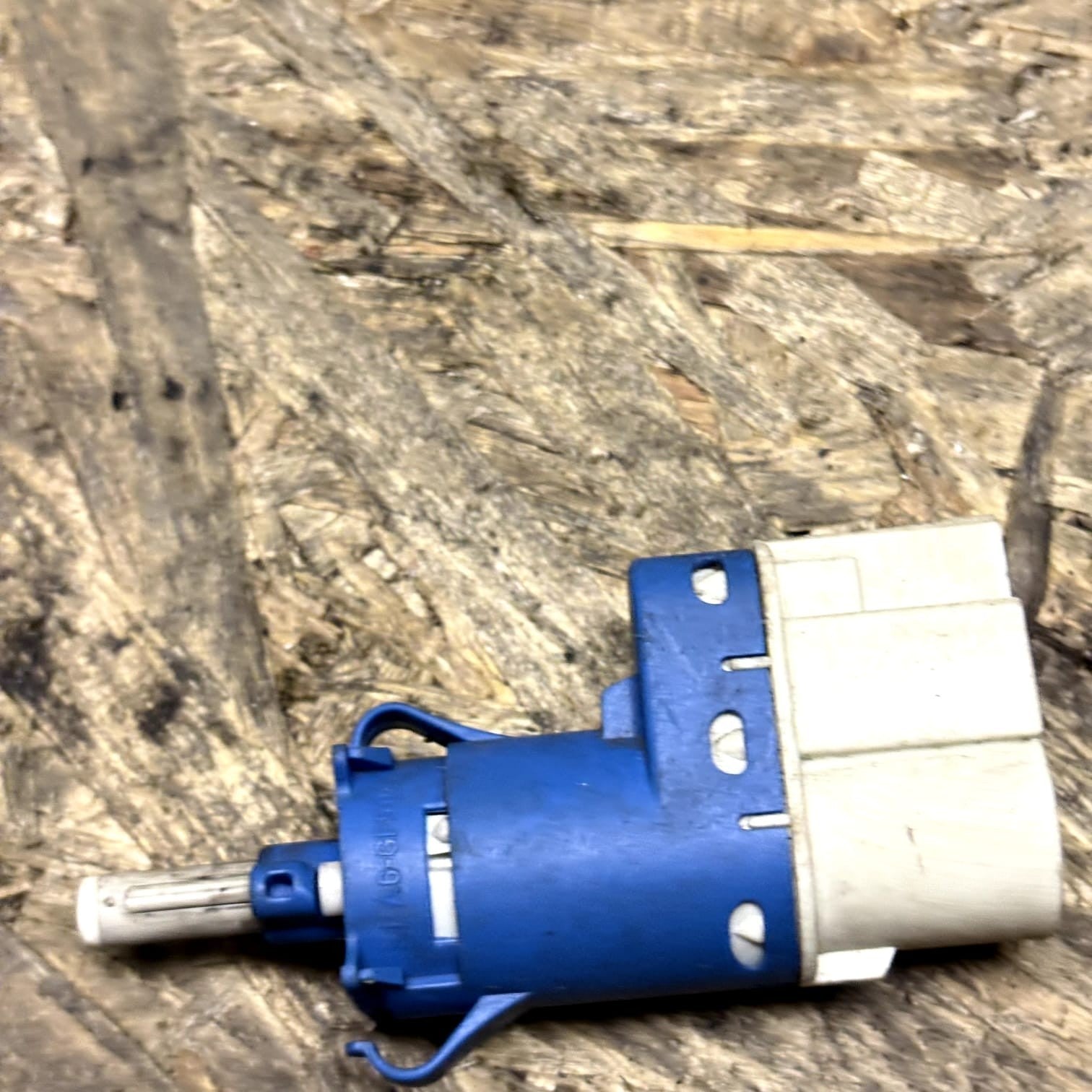 Brake Light Switch Pedal Sensor 3M5T-9C872-AB Ford Focus Fiesta Mondeo C-Max