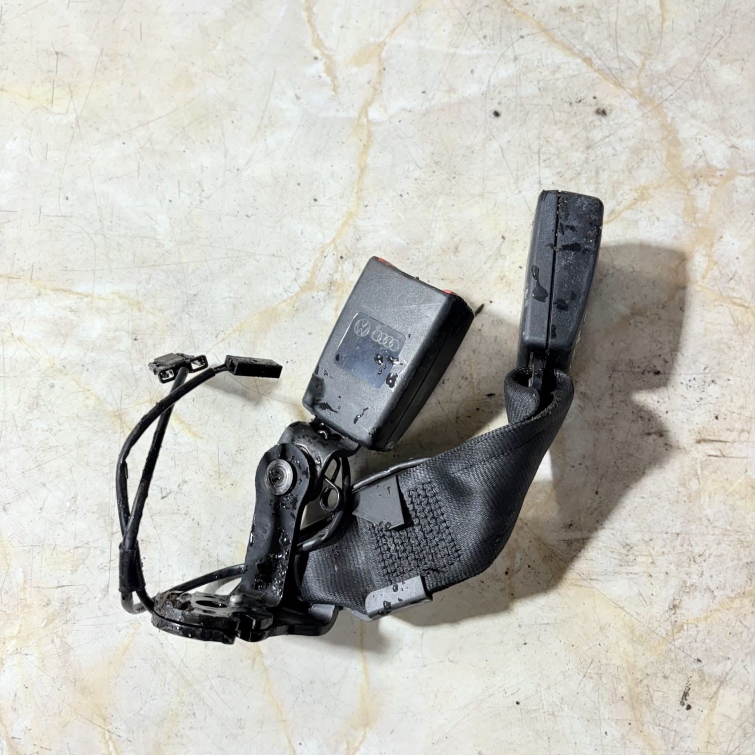 Audi A1 2014 N/S Front Passenger Seatbelt Buckle Receiver Twin 81A857739