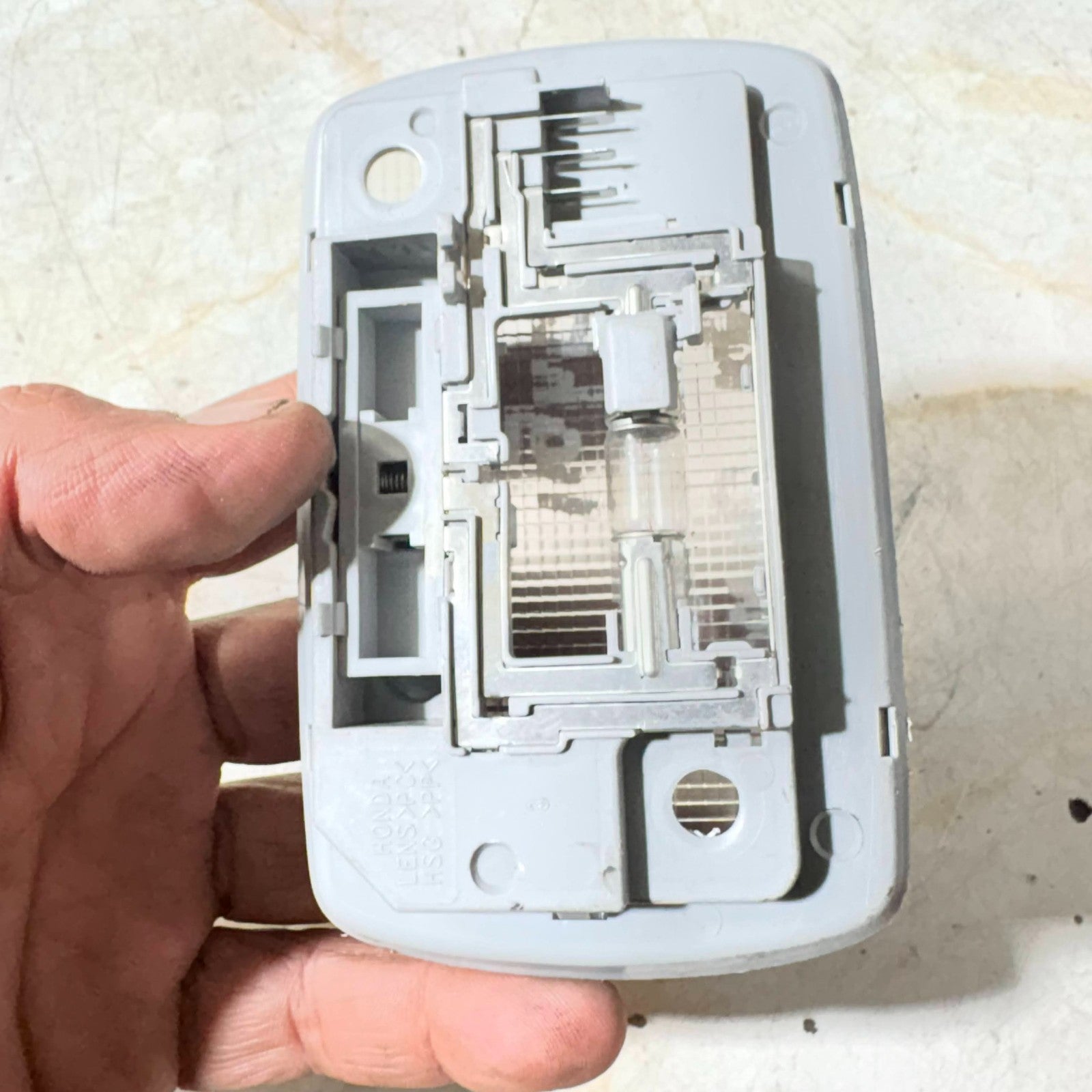 2001-2005 HONDA CIVIC REAR INTERIOR ROOF READING LIGHT