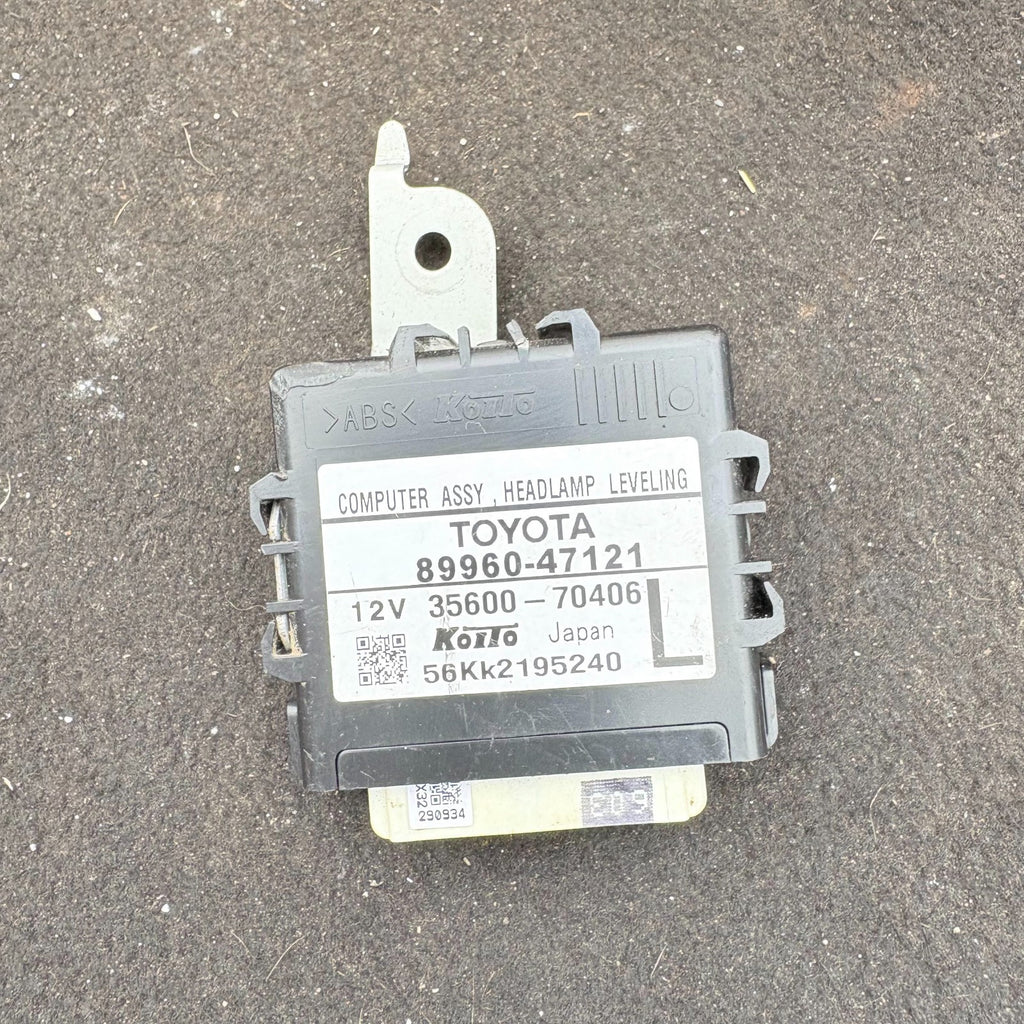 Toyota Prius 2009-2015 Headlight Adjustment Control Unit 8996047121