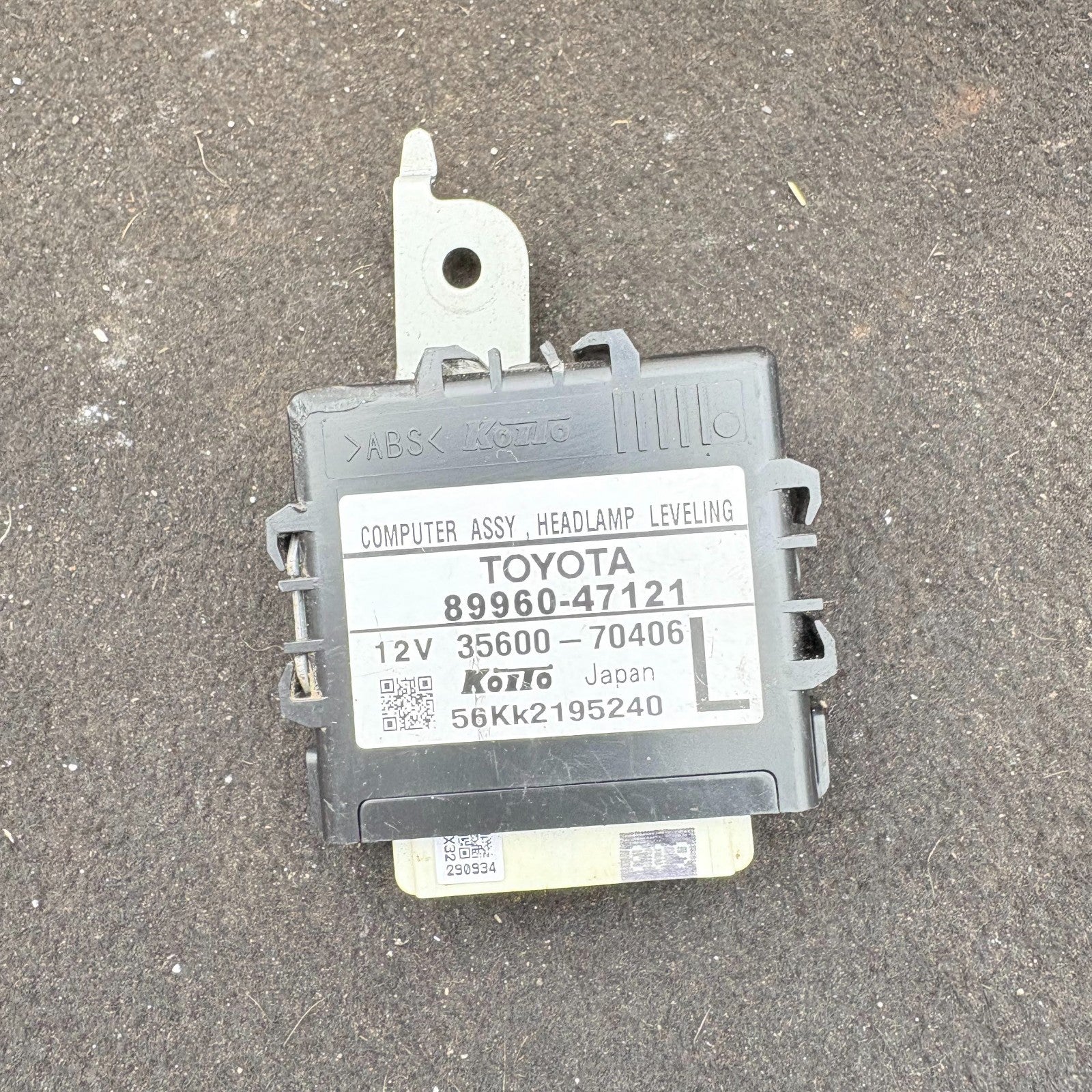 Toyota Prius 2009-2015 Headlight Adjustment Control Unit 8996047121