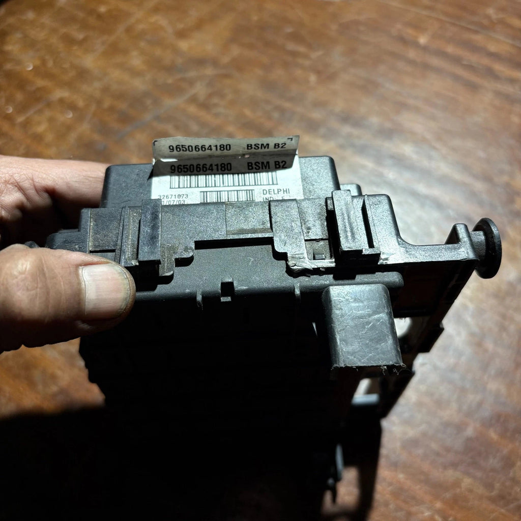 Peugeot 206 307 Citroen C3 C5 2001-2009 Engine Fuse Box Module BSM B2 9650664180