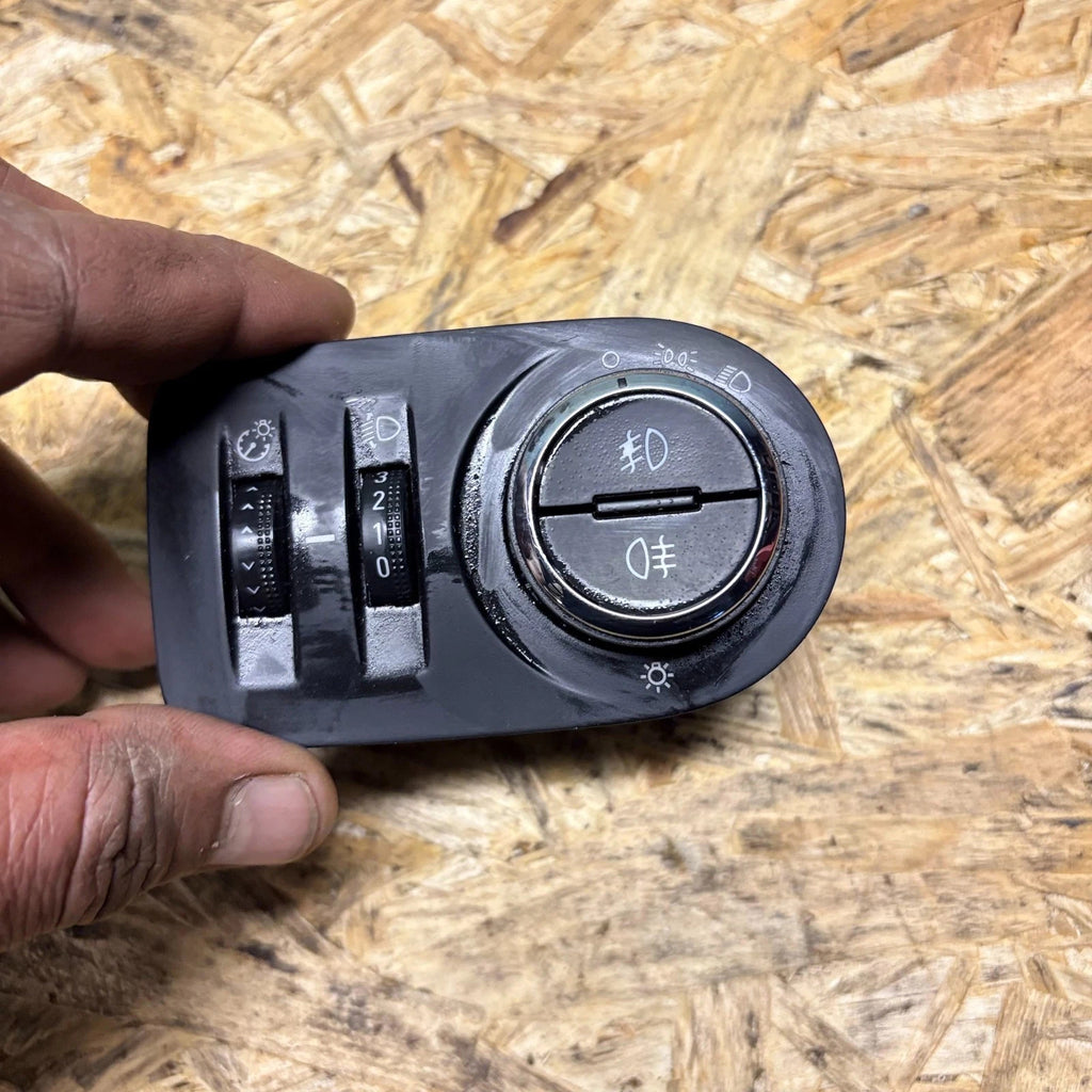 VAUXHALL CORSA D HEADLIGHT CONTROL SWITCH 321414 2014