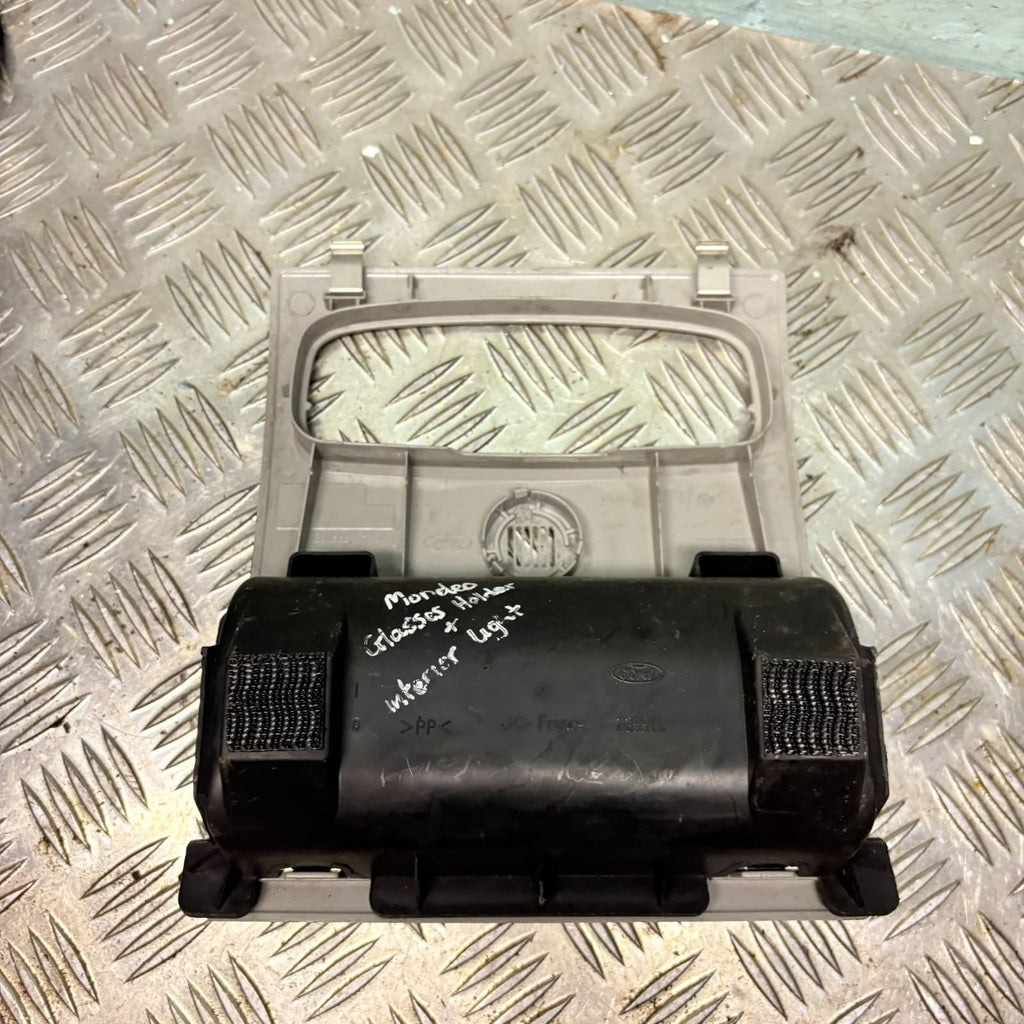 Ford Mondeo MK3 Overhead Console In Linen 1256693 Non Sunroof Models NOS