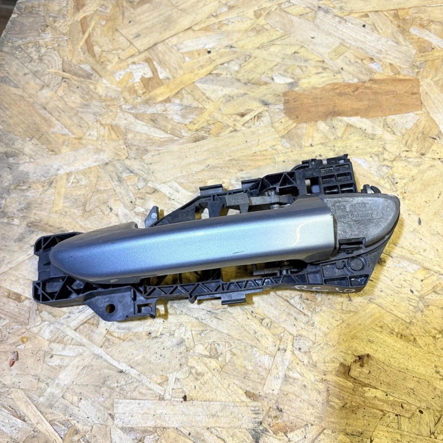 Volkswagen PASSAT B6 2007 Passenger rear door exterior handle 3C0839167