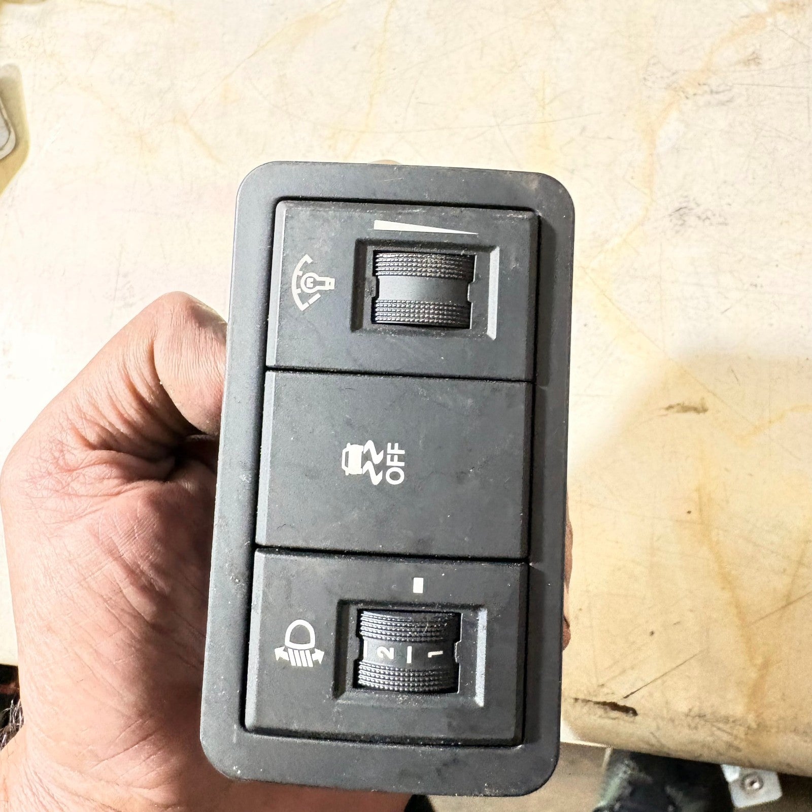 Hyundai i20 PB 2012-2014 Headlight Levelling Dimmer ESC Switch 93700-1J750RY