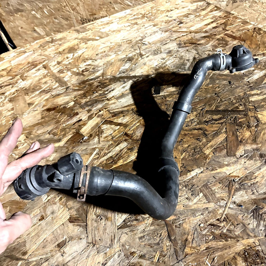 BMW F20 F21 Engine Water Coolant Hose Pipe 8602027 2010