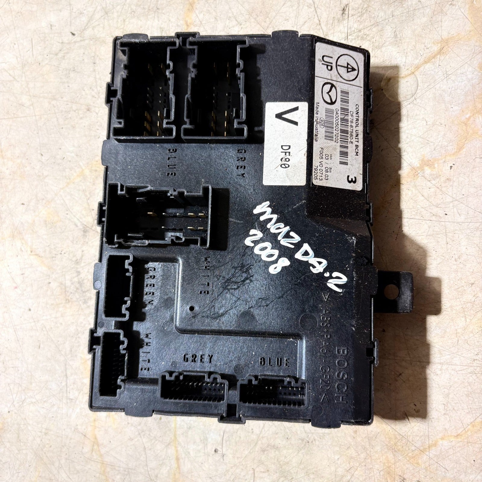 MAZDA 2 DE 2007-2014 BCM Body Control Module DF76-67560-E Bosch F005V00713