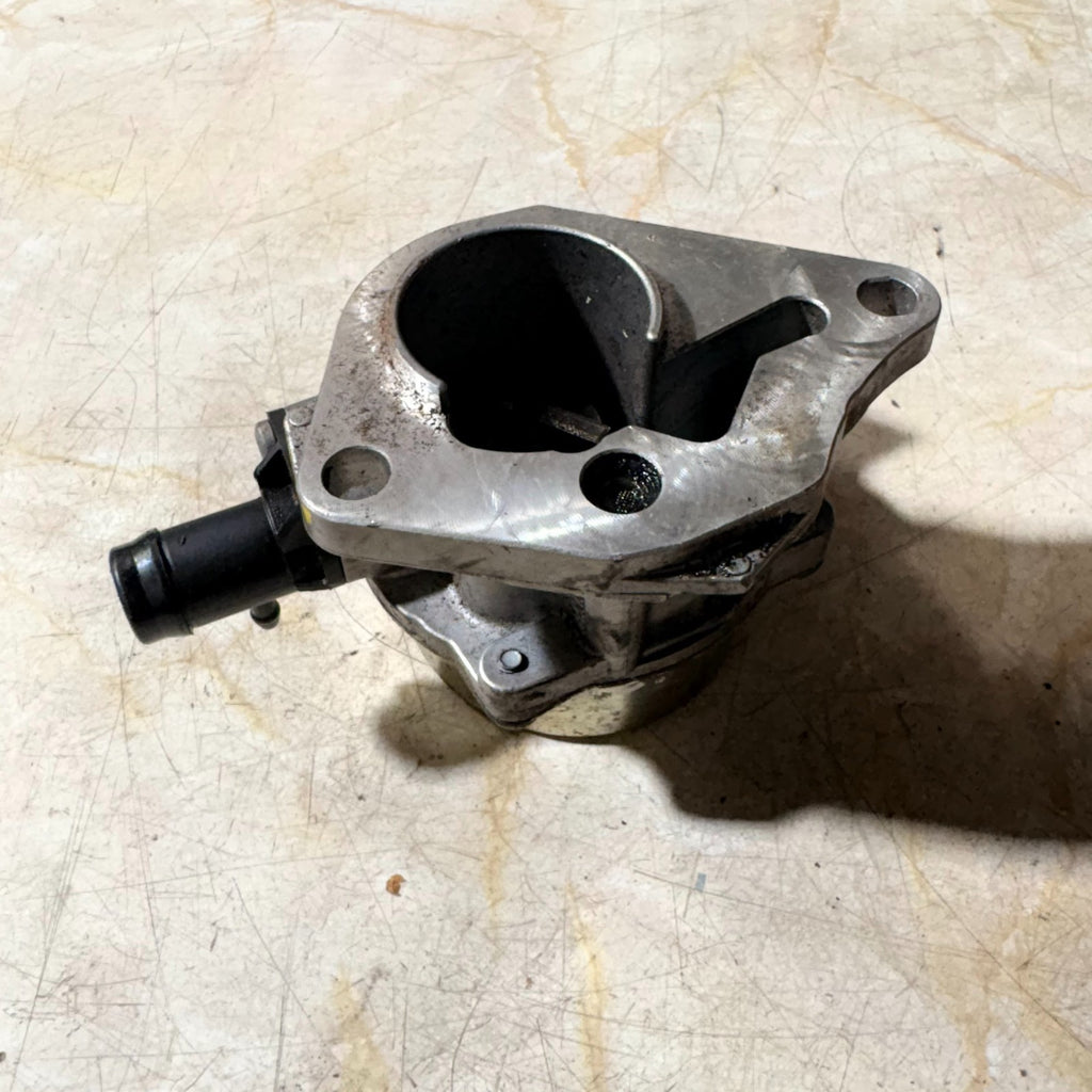 2011 Nissan Note Vacuum Pump 8201005306B