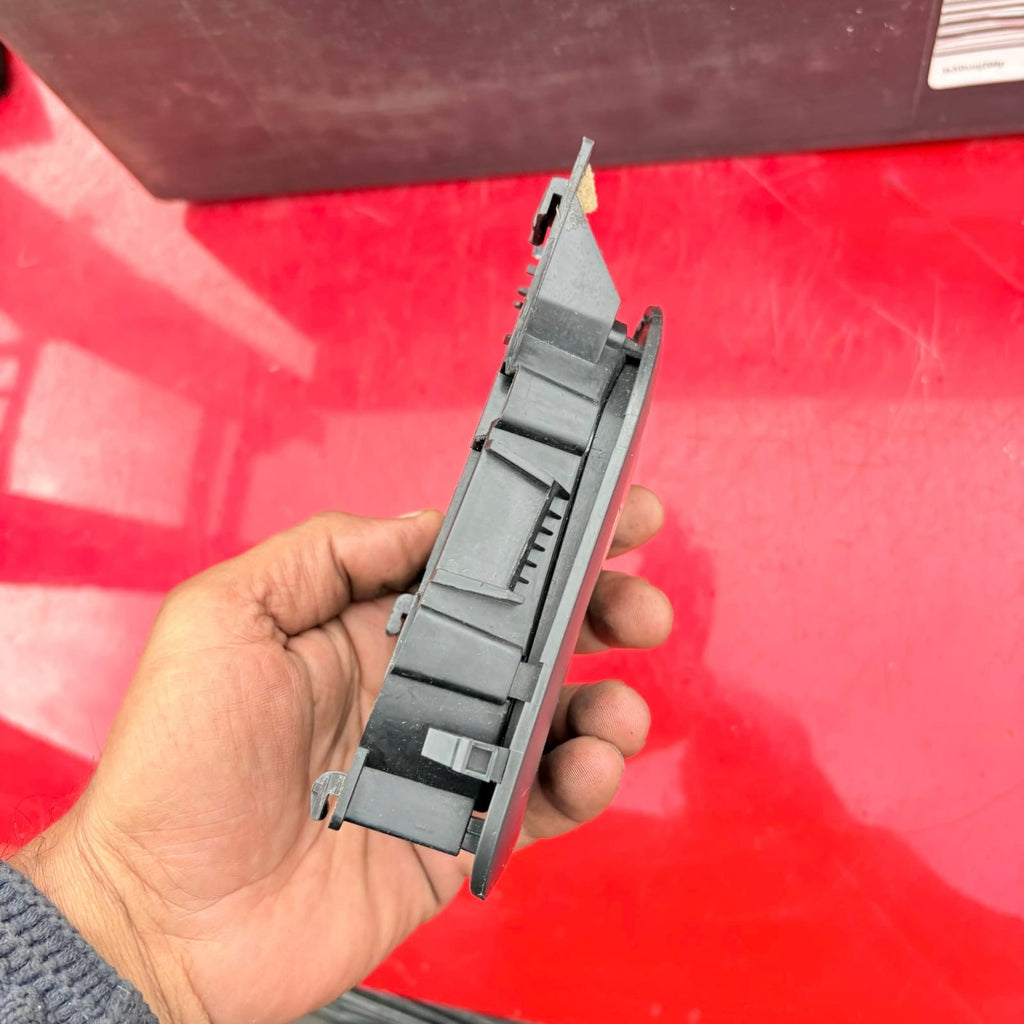 Citroen C3 Picasso Rear Right Interior Door Handle Opener 1904002 09-15