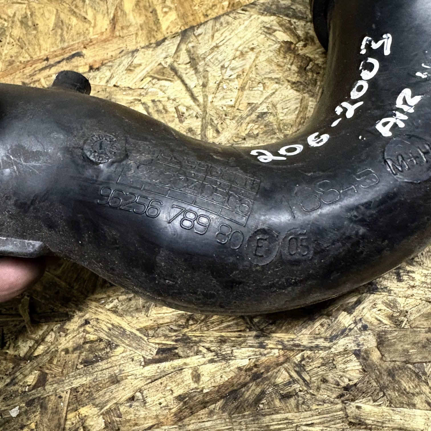 Peugeot 206 1.1 98-07 1.4 98-12 Airbox-Throttle Intake Hose 9625678980 144087