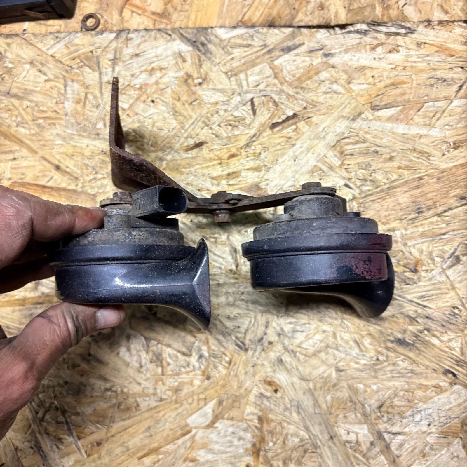 Volkswagen BEETLE Horn Signal Set 1999-2011