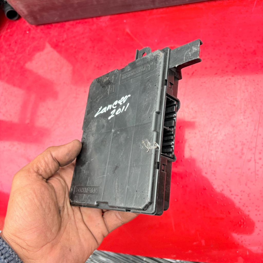 Mitsubishi Lancer 2011 Heater Control Module 7820A404