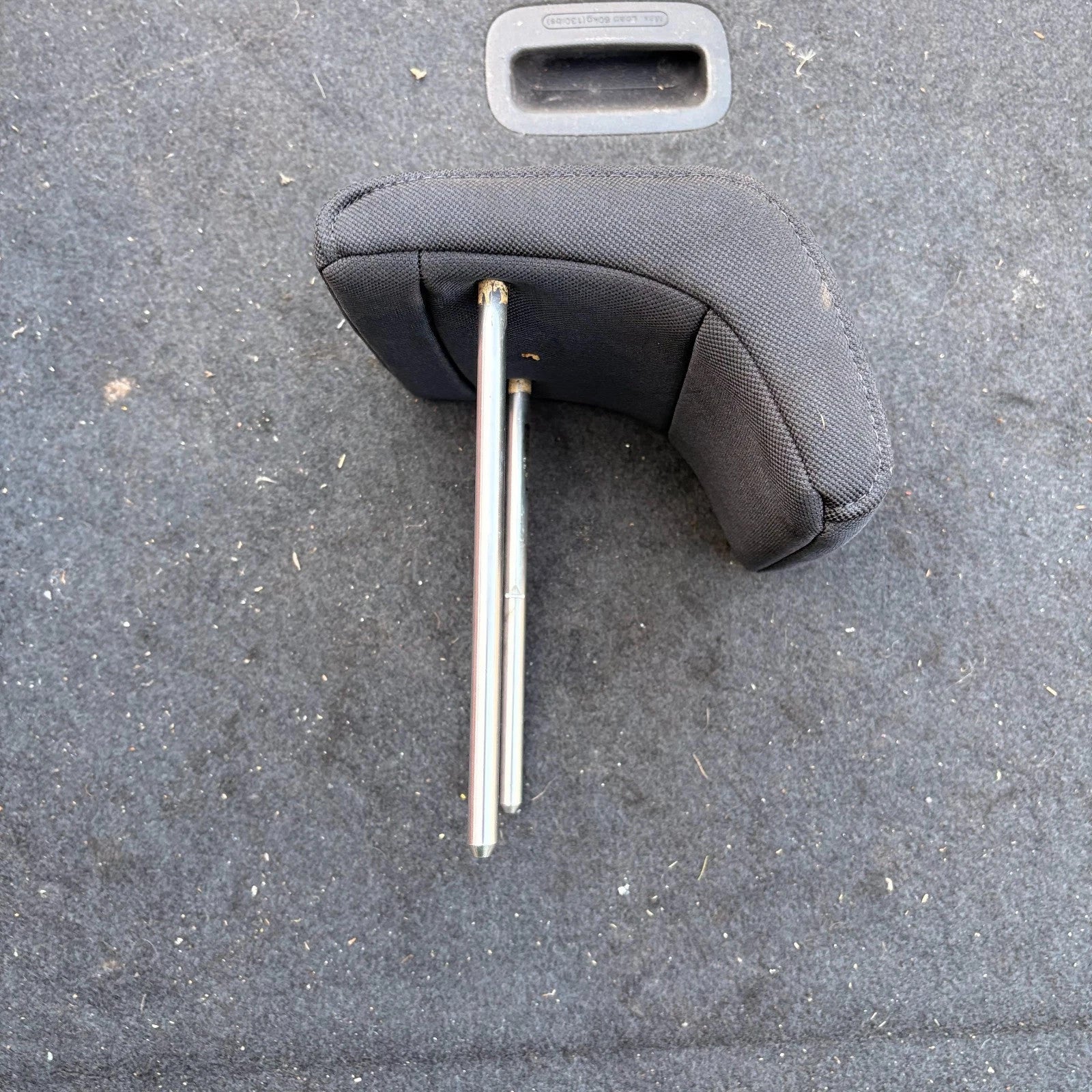Hyundai i30 MK1 FD 07-12 Rear Right Offside OSR Outer Seat Cloth Headrest Unit