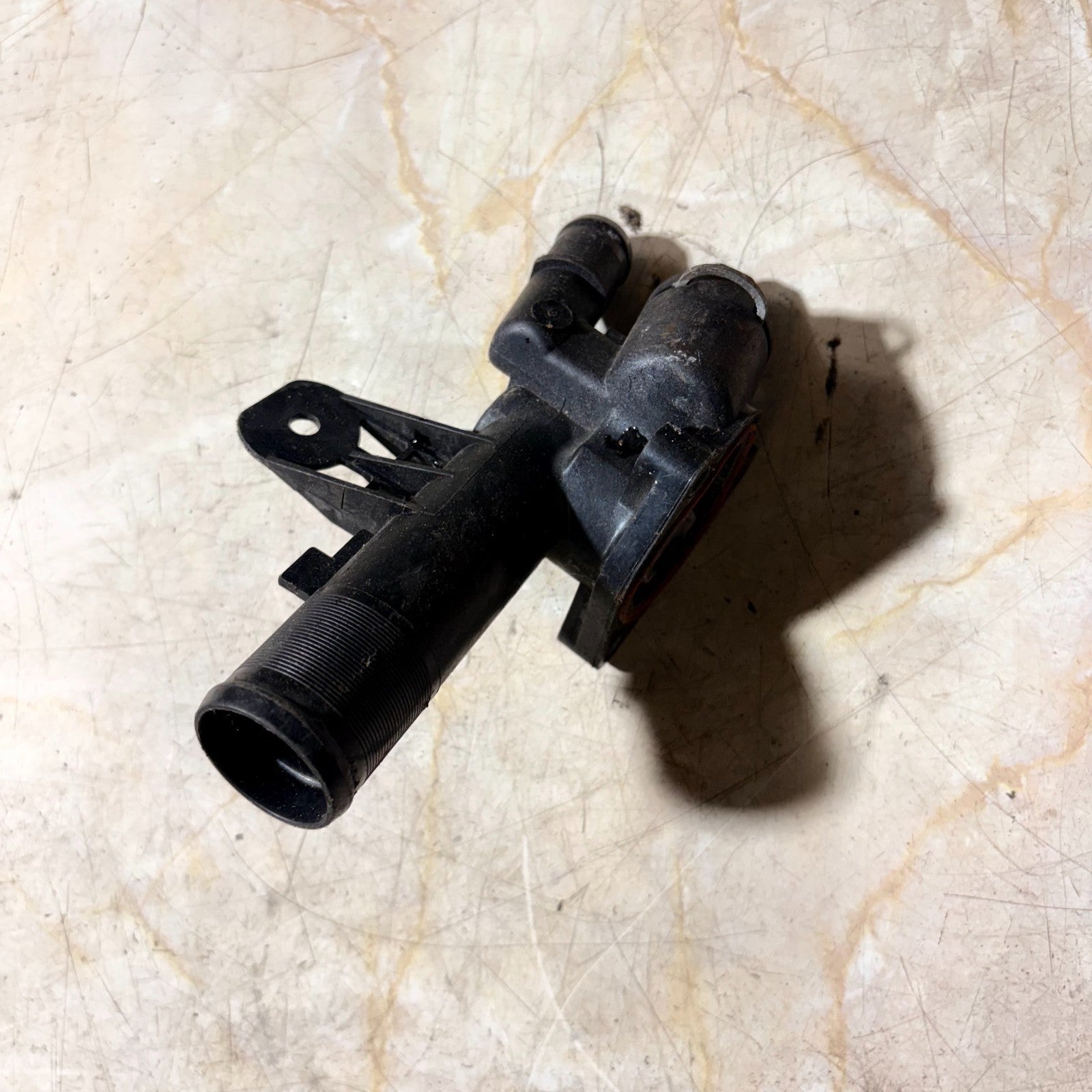 Thermostat Housing Water Outlet + Coolant Temp Sensor 8200766043 Renault Nissan