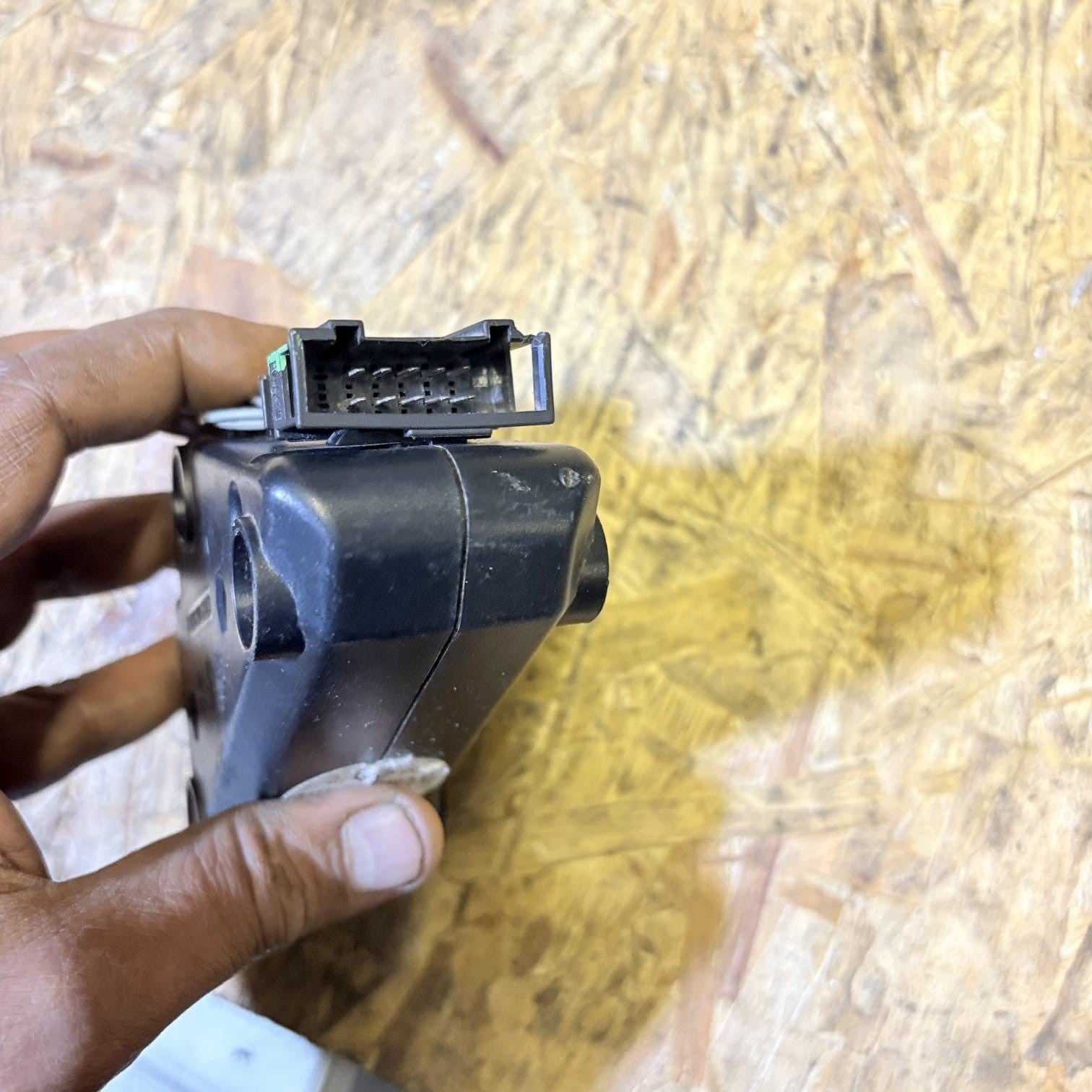 VW GOLF MK5 PASSENGER FRONT DOOR SPEAKER MODULE 1K0035463D NSF