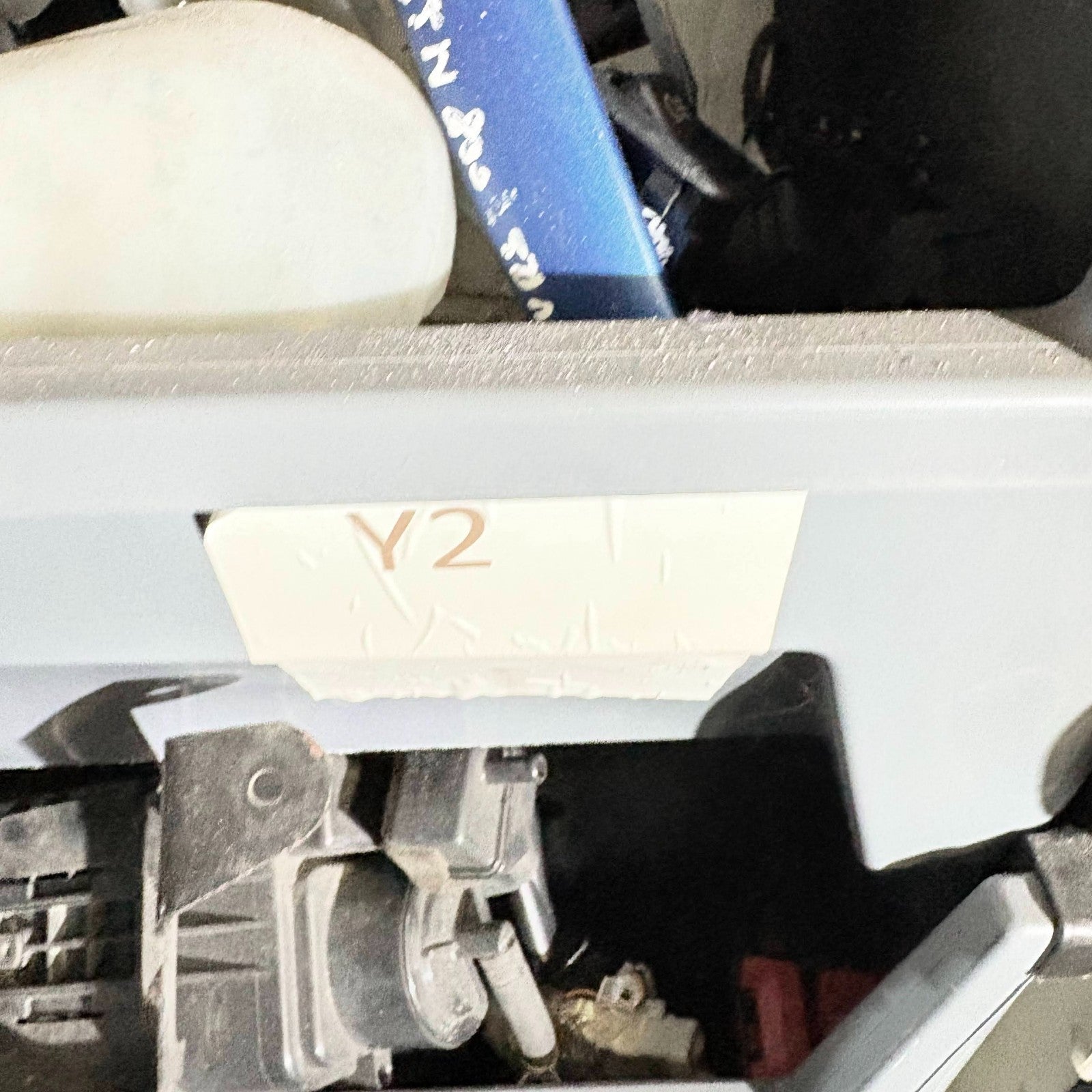 Diahatsu 2006 Fog Light Switch