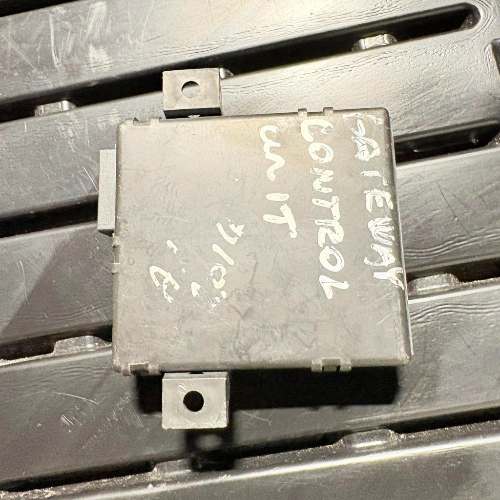 Audi A1 Gateway Control Module ECU 8U0907468Q CAN Network 2010-2018
