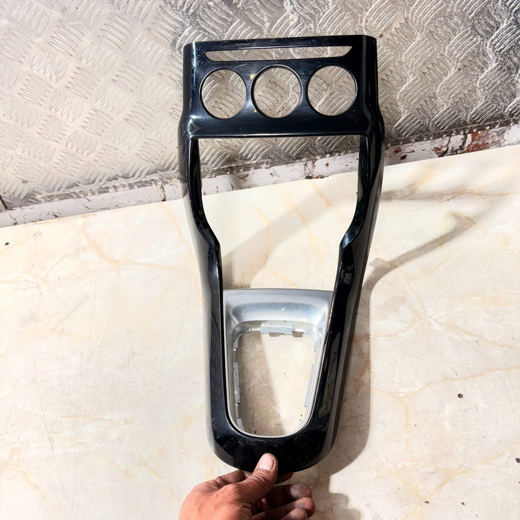 CITROEN DS3 2009-2016 GEAR STICK SURROUND TRIM PANEL 96870055