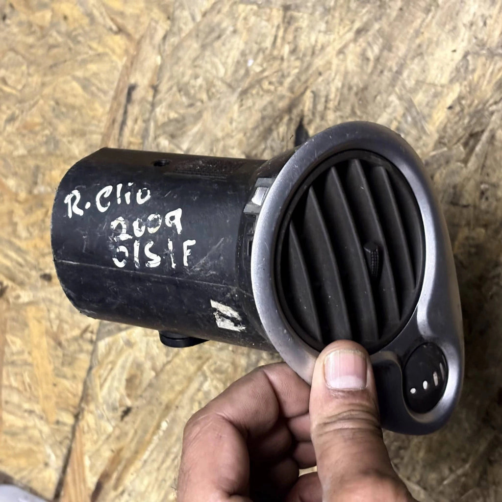 Renault Clio III 2005-2014 Dashboard Heater Air Vent Front Right D6246262