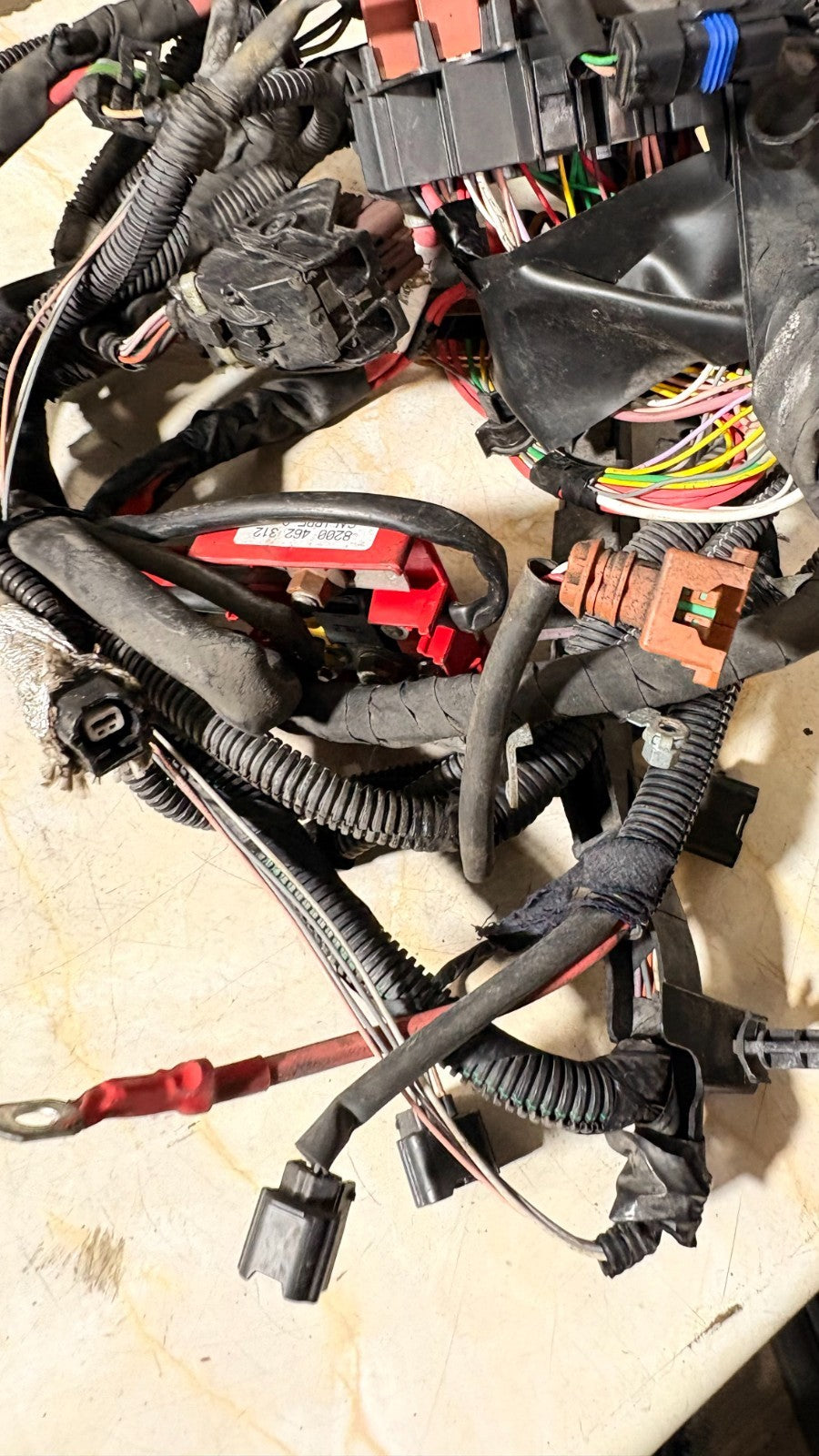 RENAULT TWINGO MK2 ENGINE WIRING LOOM 240118540R 2012