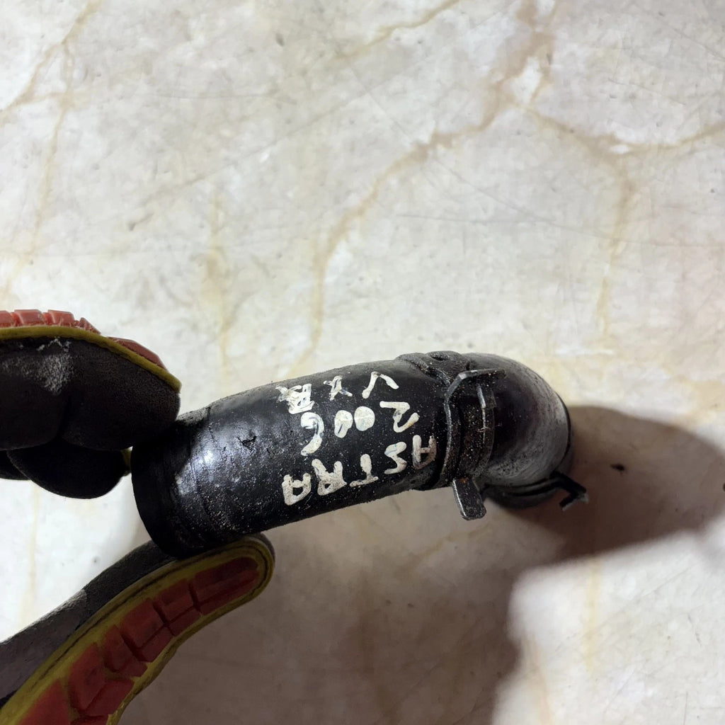 Vauxhall Astra 2006 Vxr BREATHER PIPE 90423667