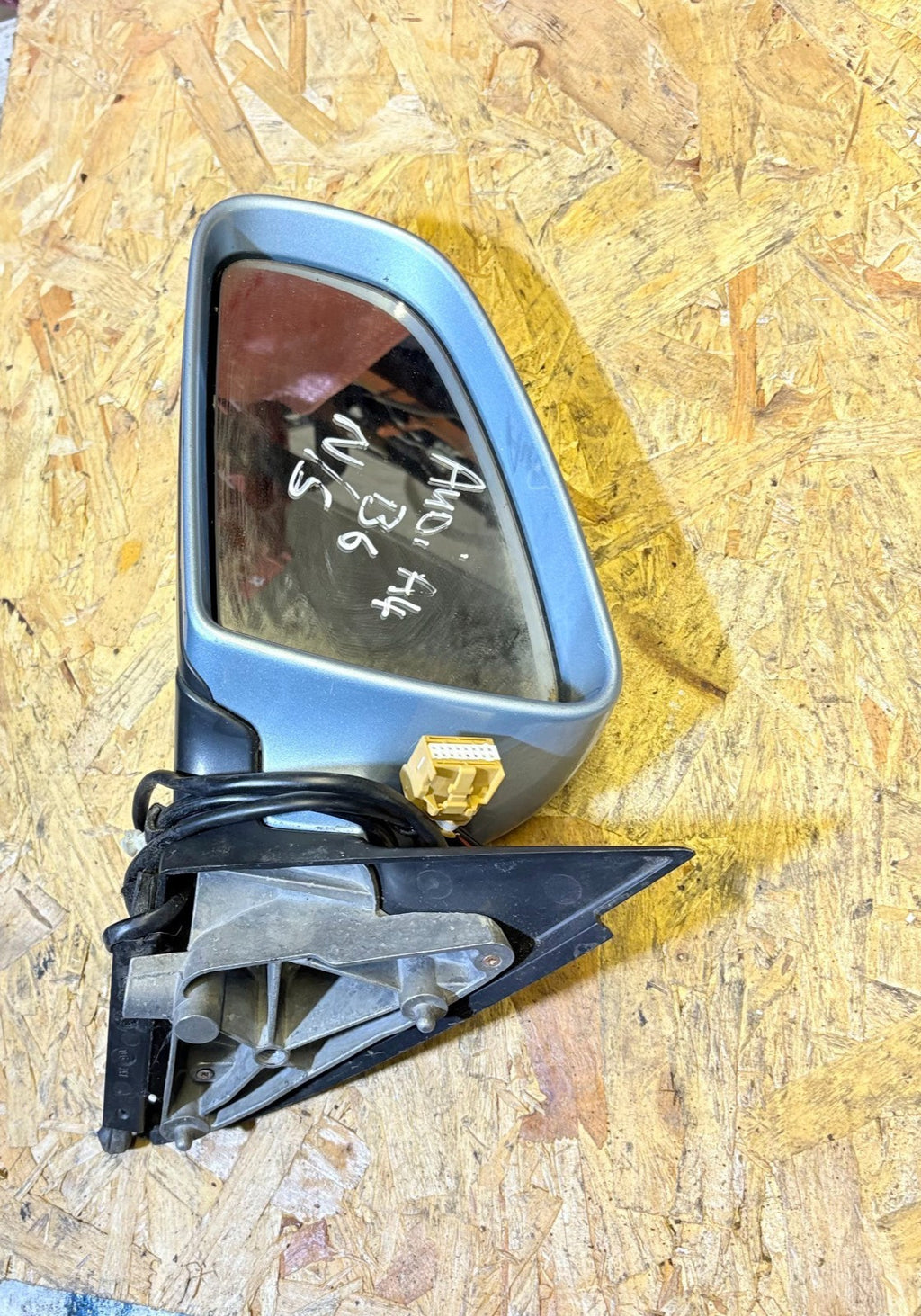 AUDI A4 B6 2001-2005 LEFT PASSENGER NSF ELECTRIC WING MIRROR BLUE SALOON AVANT