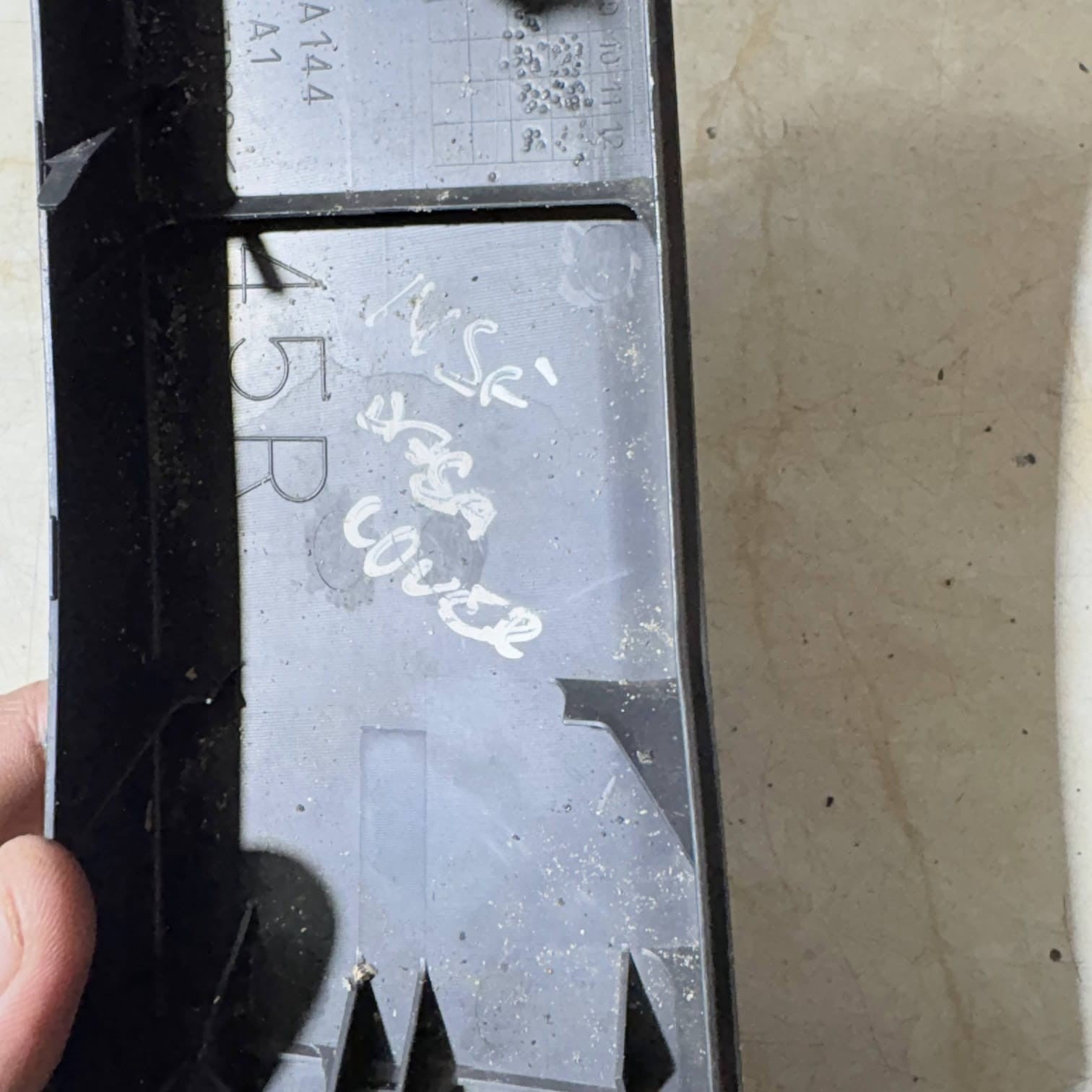 MITSUBISHI OUTLANDER MK2 INTERIOR PANEL COVER TRIM 8002A144 NSF