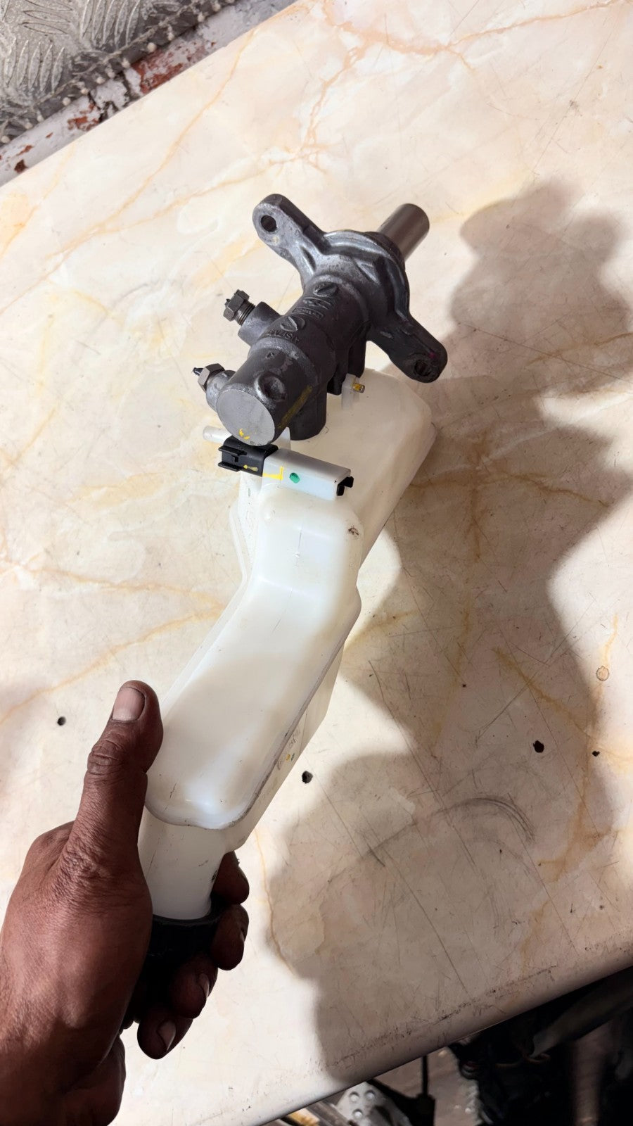 FORD ECOSPORT 2013-2017 1.0 ECOBOOST BRAKE MASTER CYLINDER 06735610081 2071495