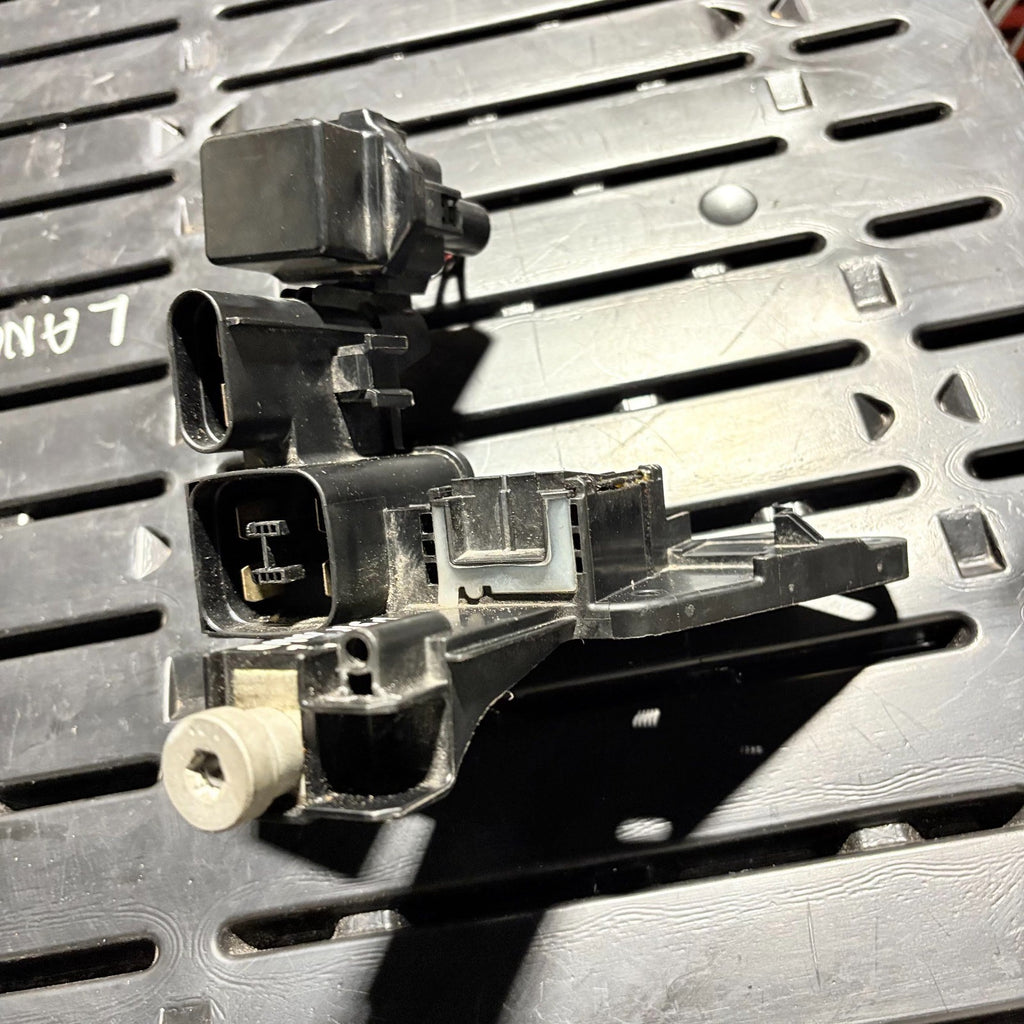 BMW Power Distributor Module 6806701 61146806701 F20 F21 F22 F30 F31 F32 F34