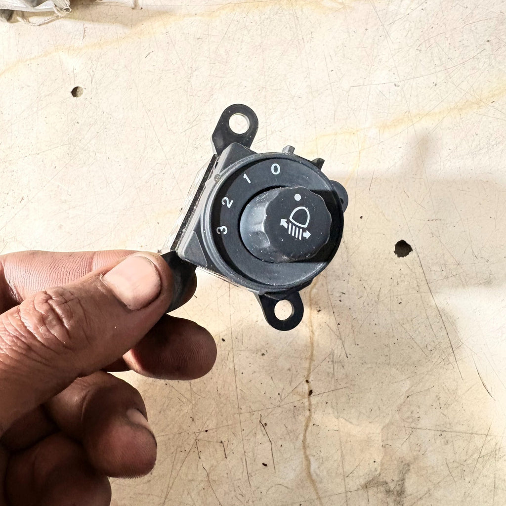 HONDA CIVIC MK8 2006-2011 HEADLIGHT ADJUSTER SWITCH M30424