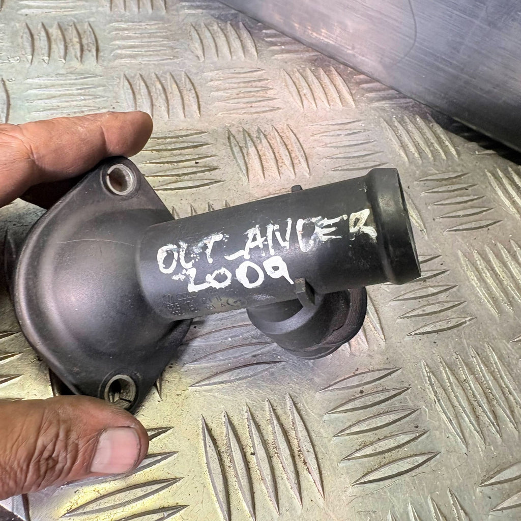 Mitsubishi Outlander 2.0 DI-D CW8W BSY 2007-2012 Coolant Flange 03G121121D