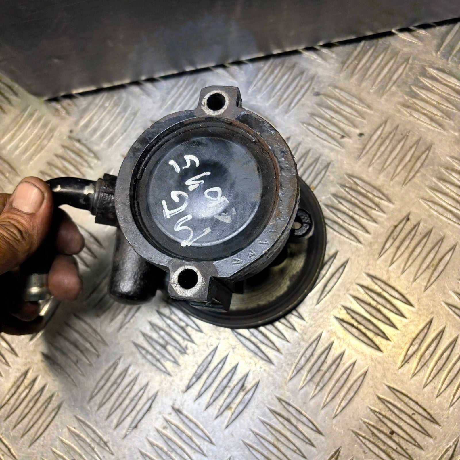 Rover 25 1999-2006/MG ZR 2001-2005 Power Steering Pump QVB000300 26110569