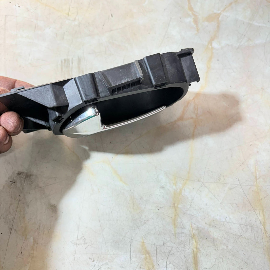 Citroen C3 2011 Left Passenger Front Interior Door Handle 9683446177