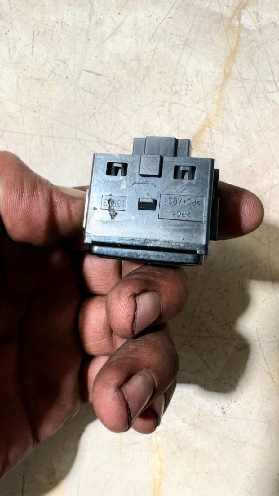JAGUAR XF X260 CRUISE CONTROL SWITCH GX73-14E132-AA